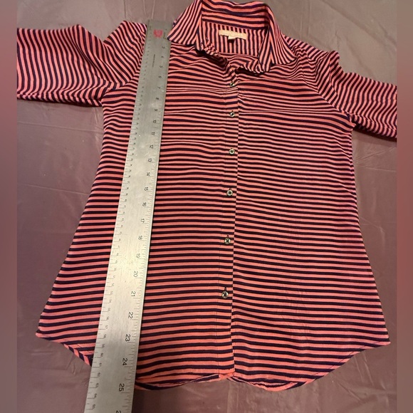 Banana Republic 100% Silk Coral Pink/Navy Blue Striped Button Down Shirt Size XS - Picture 8 of 10
